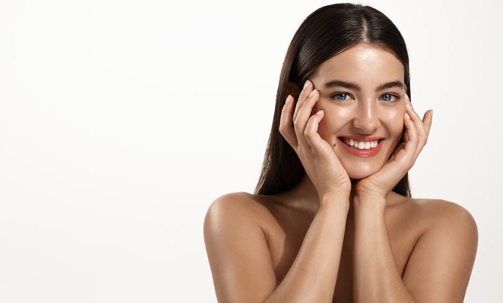 polynucleotide treatments in London - woman with clean, glowing facial skin